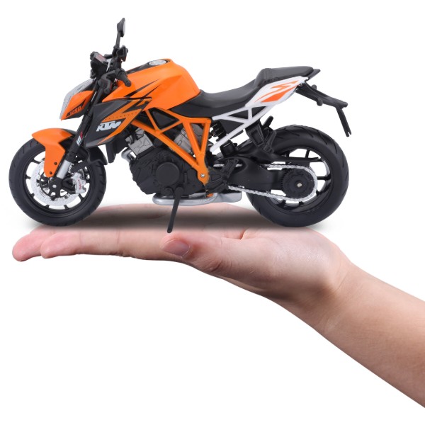 Фото - Коллекционный легковой транспорт Maisto KTM Super Duke R 1290 масштаб 1:12 (31101-13065)